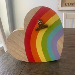 Celebrate Together Valentine's Day Rainbow Heart 1-
Photo Clip Table Décor